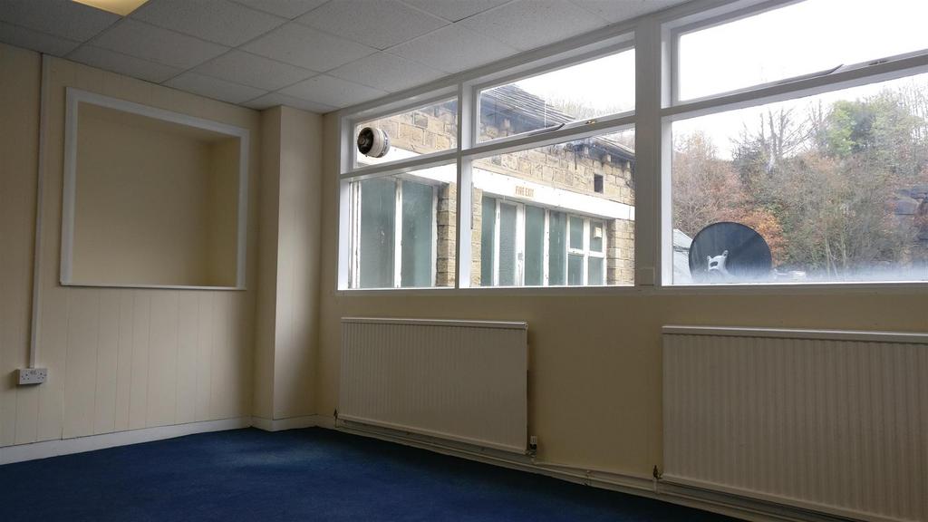 Colne Valley Business Park, Linthwaite Office £210 pcm (£48 pw)