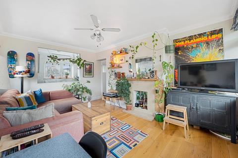 37 Catherall Road, London, N5 2LE
