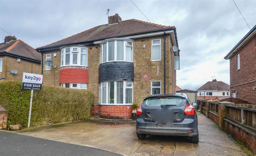Charnock Drive, Sheffield, S12 3 bed semidetached house £220,000