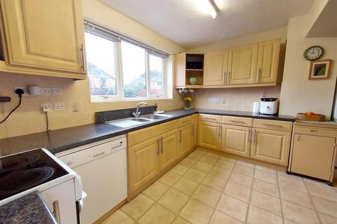 12 Buttermere Road, Stourport-on-severn, DY13 8NX