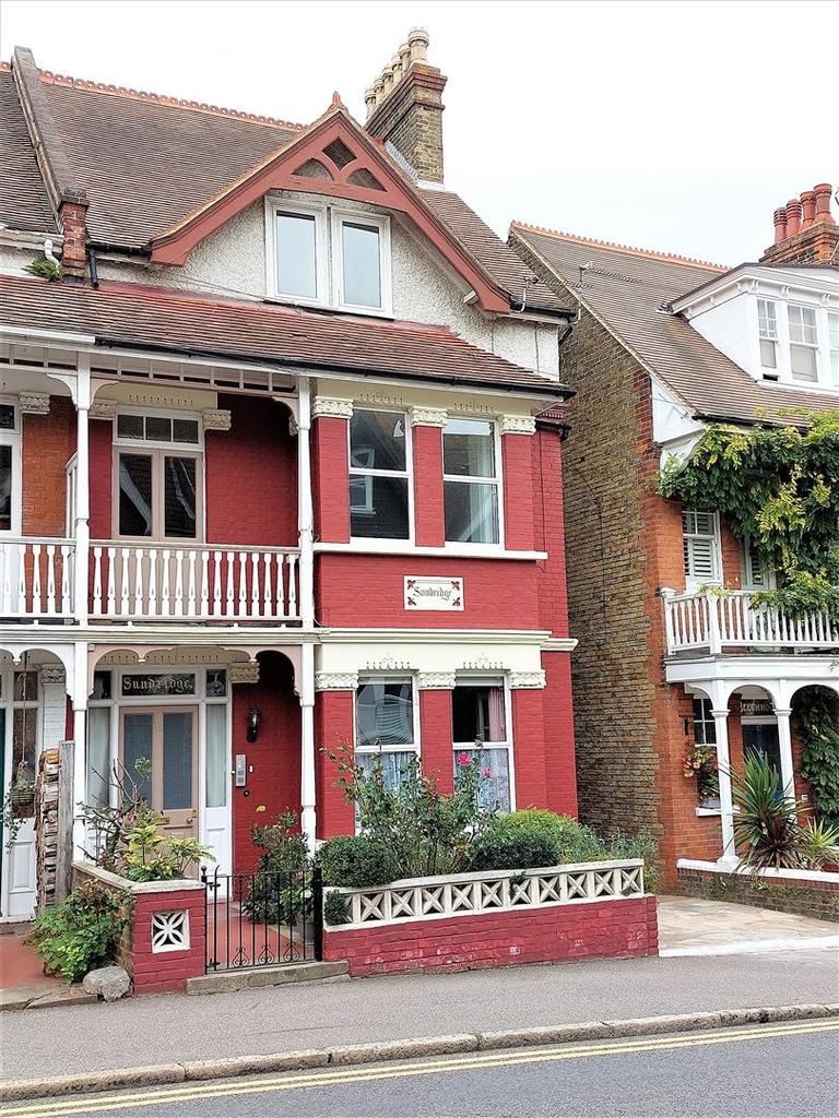 Queens Road, Broadstairs 1 bed flat £825 pcm (£190 pw)