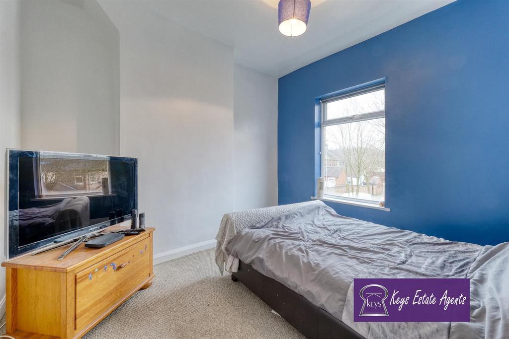 BEDROOM (front)