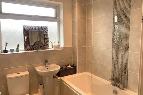 2 Walgrave Close, Northampton, NN3 9SJ