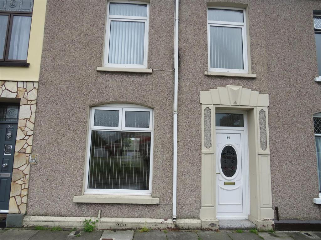 Old Castle Road, Llanelli 3 bed terraced house £625 pcm (£144 pw)