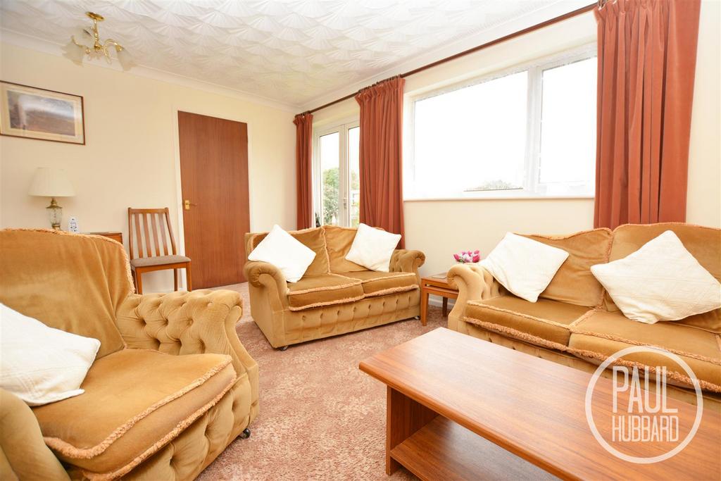 Seaview, Kessingland, NR33 2 bed chalet for sale £90,000