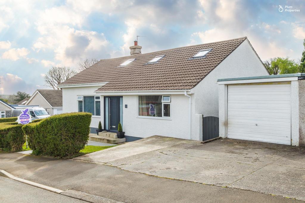 Laurel Avenue, Onchan, Isle Of Man 4 bed detached bungalow for sale £