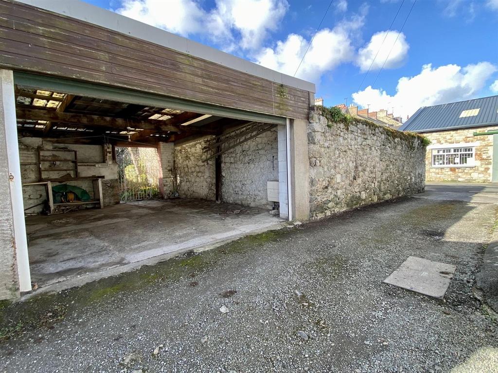 Rear open garage.jpeg