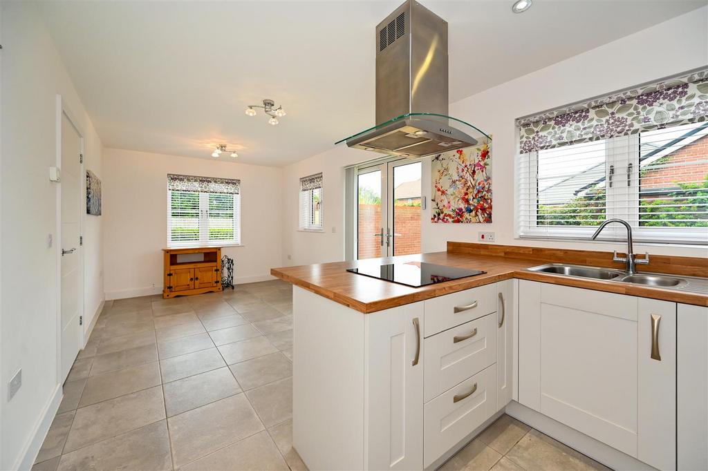 Kitchen/Breakfast Room