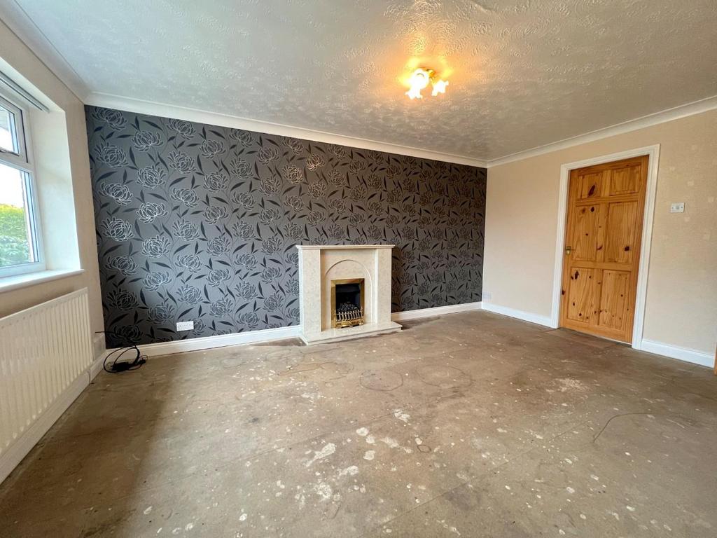 Castlerigg Drive, Ightenhill, Burnley 1 bed semidetached bungalow £
