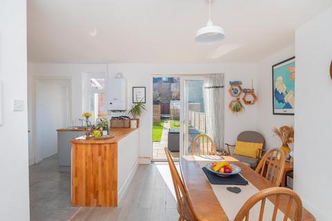 22 Fitzgerald Road, Bristol, BS3 5DG