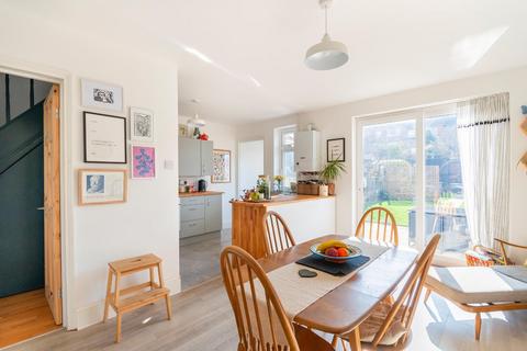 22 Fitzgerald Road, Bristol, BS3 5DG