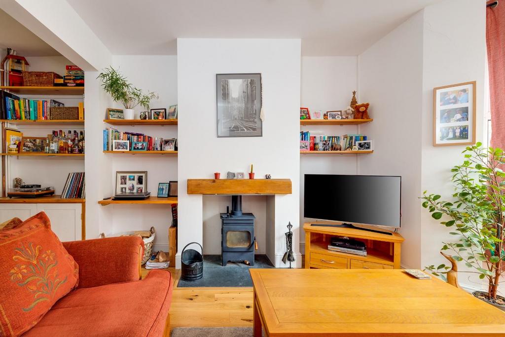 17 Lena Street4.jpg