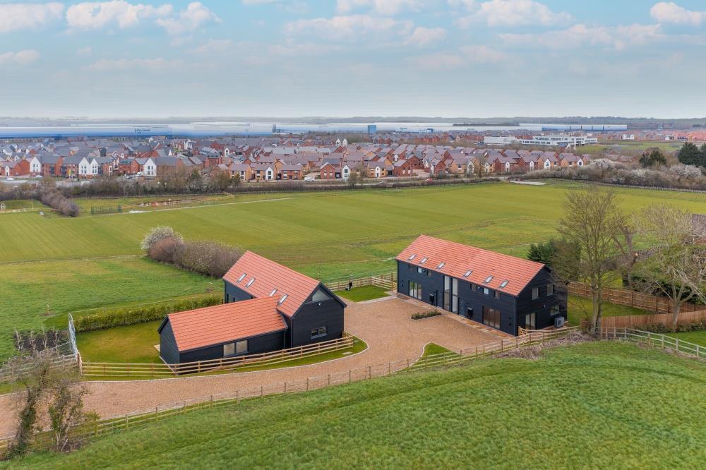 DJI 0360 - 800px.jpg