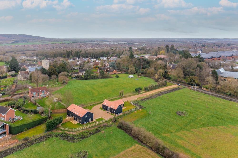 DJI 0357 - 800px.jpg