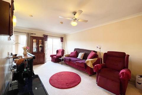 1 bedroom apartment for sale, Locke Road, Dodworth, Barnsley