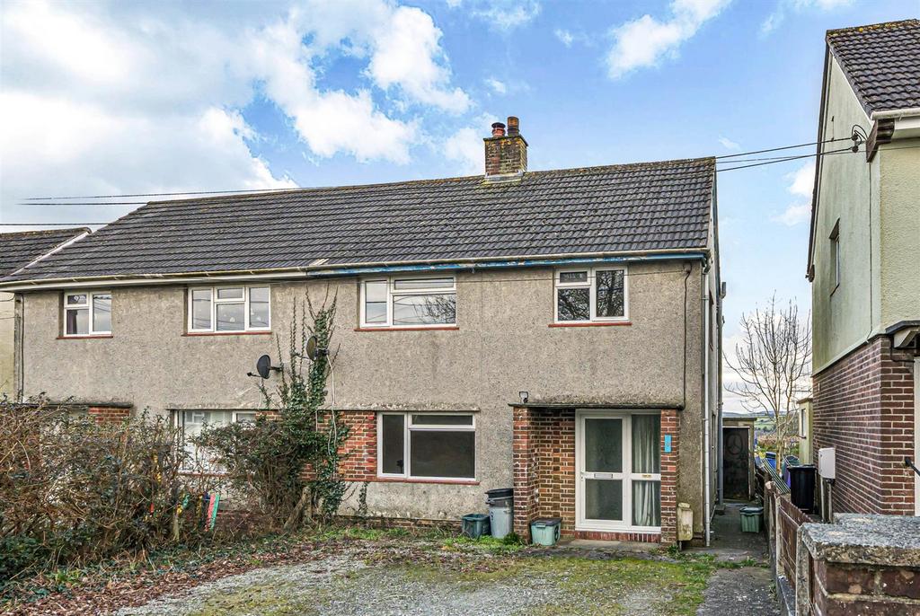 Buctor Park, Tavistock 3 bed semidetached house £240,000