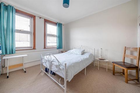 10 Lavender Road, Carshalton, SM5 3EF