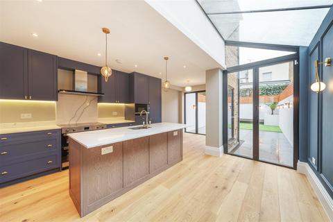 4 bedroom house for sale - Kenmont Gardens, London NW10
