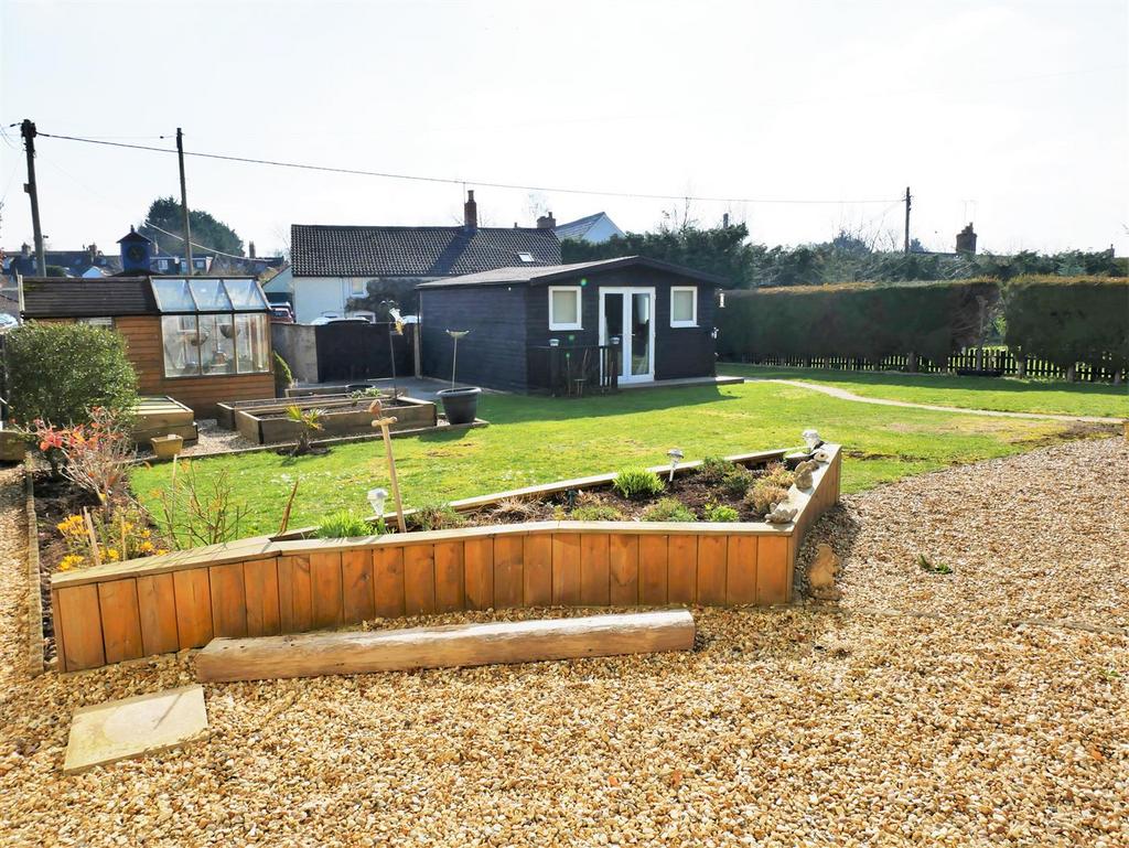 Quemerford, Calne 4 bed property for sale £685,000