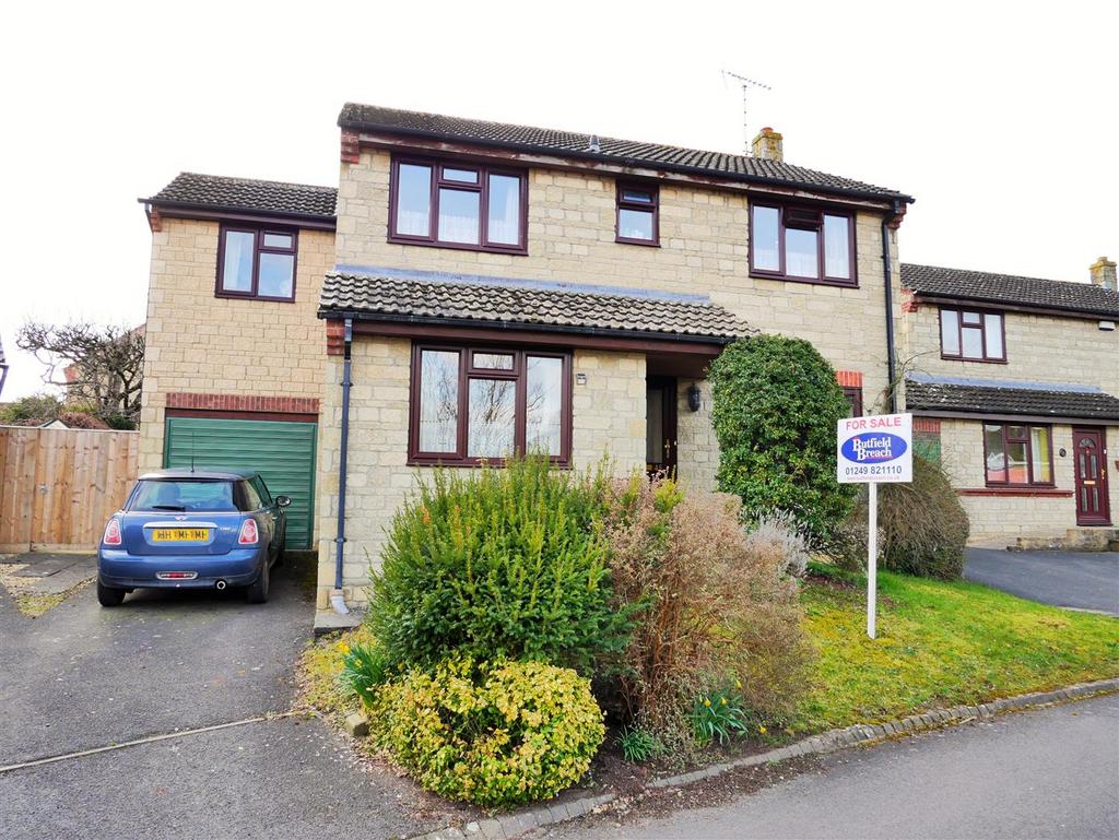 Wenhill Heights, Calne 4 bed detached house for sale £398,000
