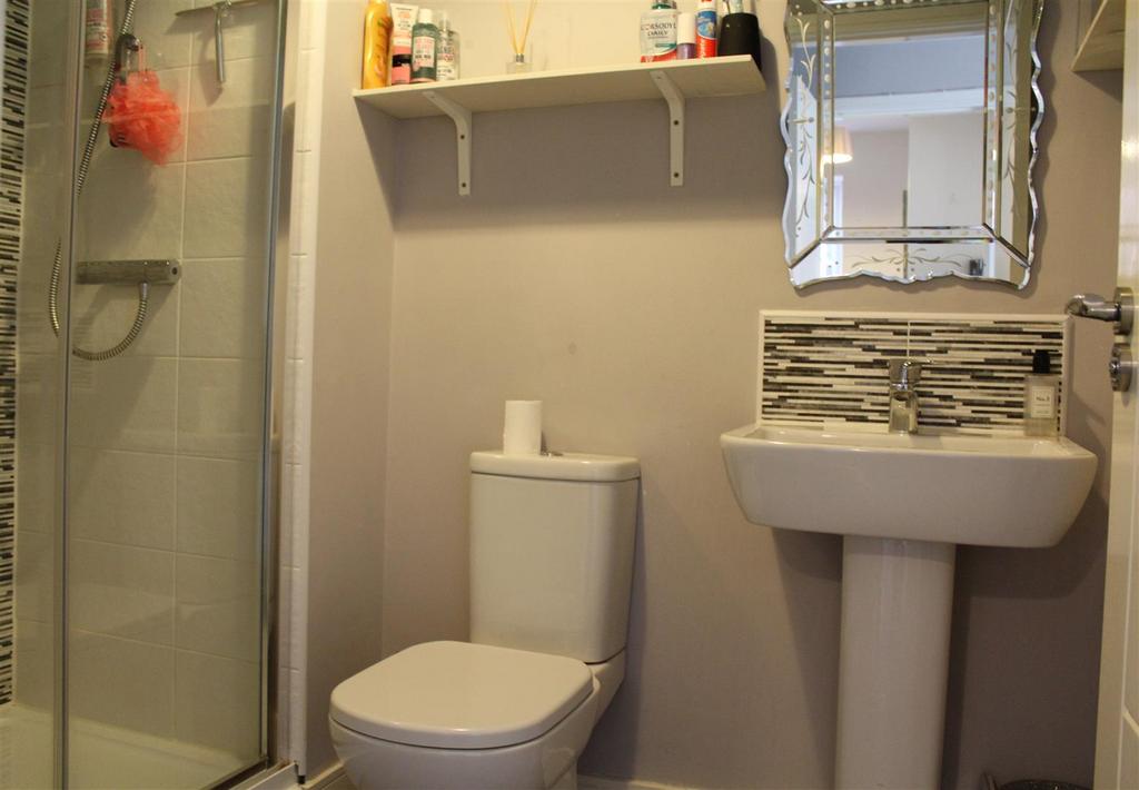 Ensuite