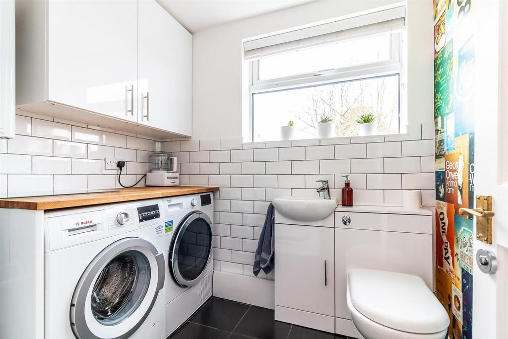 Utility Room / WC