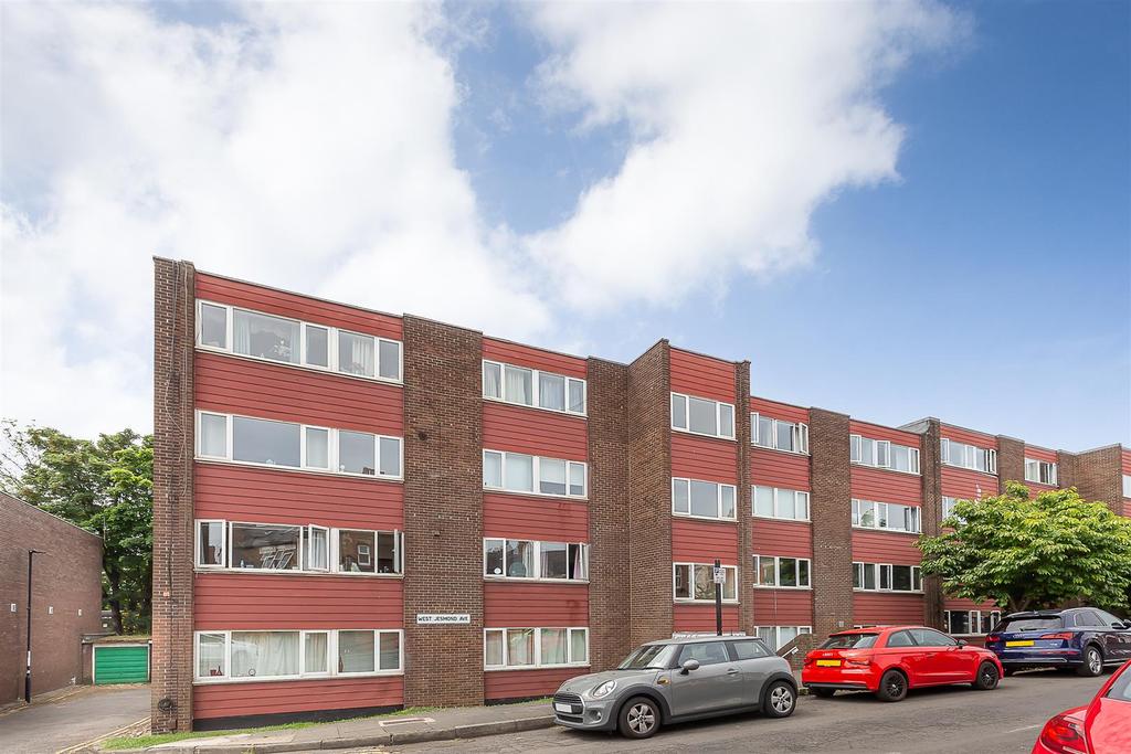 West Jesmond Avenue, Jesmond, Newcastle upon Tyne 2 bed flat £125,000