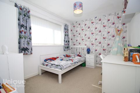 8 Willowdene, Thornton-cleveleys, FY5 3NB