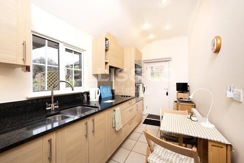 2 bedroom bungalow for sale, Chalet Estate, Hammers Lane, Mill Hill, London, NW7