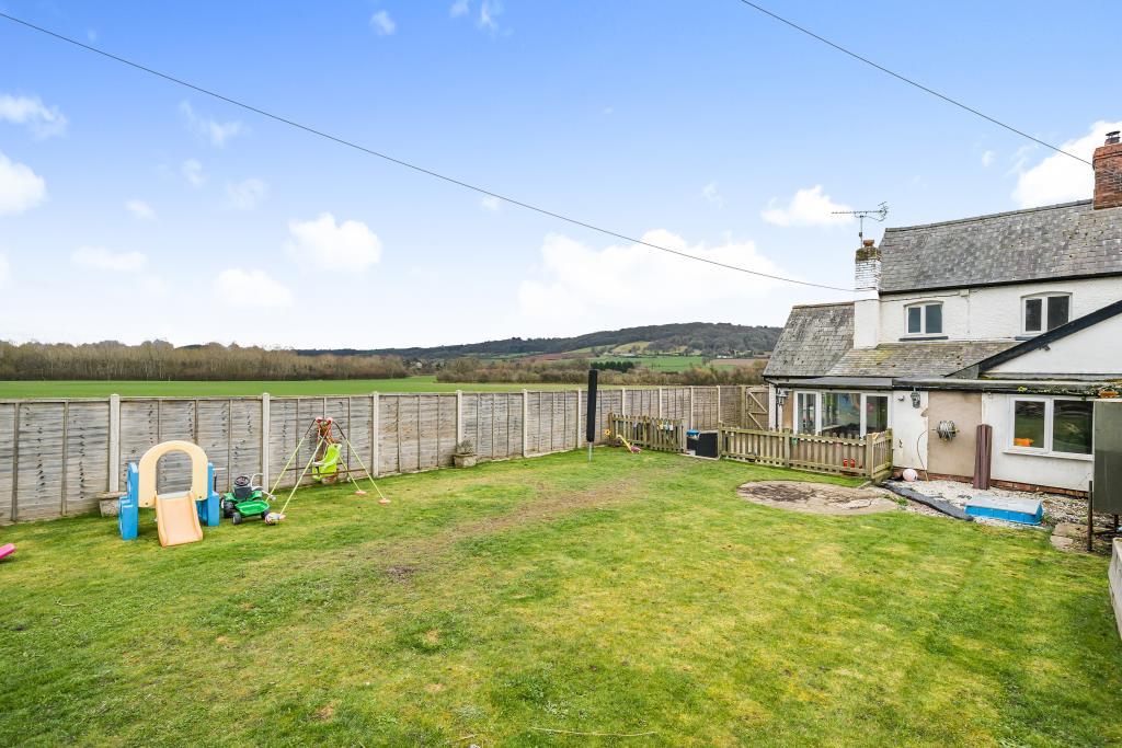 Dilwyn, Herefordshire, HR4 3 bed semidetached house for sale £289,999