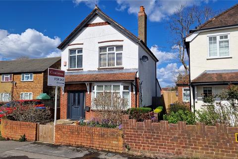 8 Stepgates, Chertsey, KT16 8HX