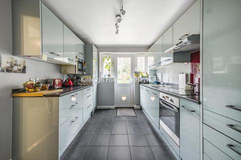 12 Sandpits Road, Croydon, CR0 5HG