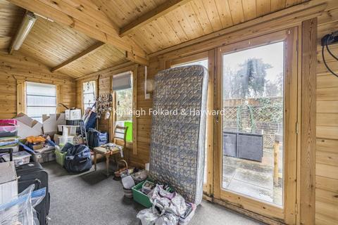 12 Sandpits Road, Croydon, CR0 5HG