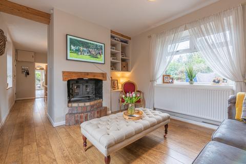 2 bedroom cottage for sale, Beacon Lane, Winterbourne, Bristol