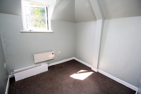 2 bedroom maisonette to rent, Turk Street, Alton, Hampshire, GU34