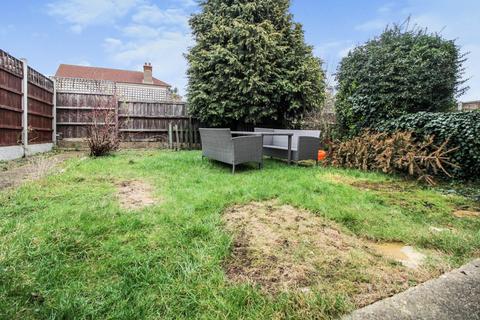 1 Tiptree Close, Hornchurch, RM11 3BD