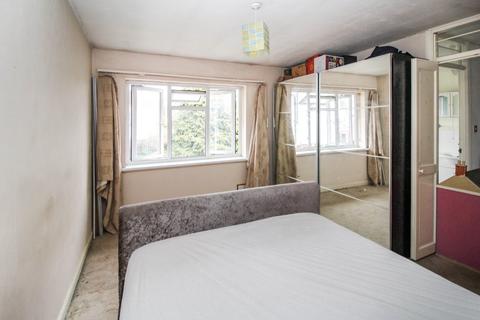 1 Tiptree Close, Hornchurch, RM11 3BD