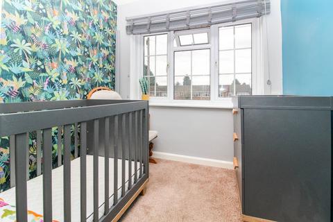 1 Tiptree Close, Hornchurch, RM11 3BD