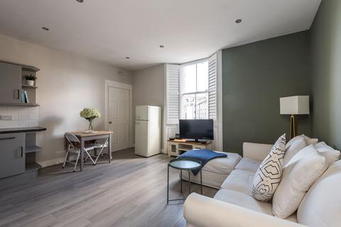 32/2 Canonmills, Edinburgh, EH3 5LH