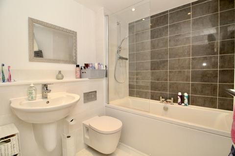 1 Barrel Close, Ottery St Mary, EX11 1GD