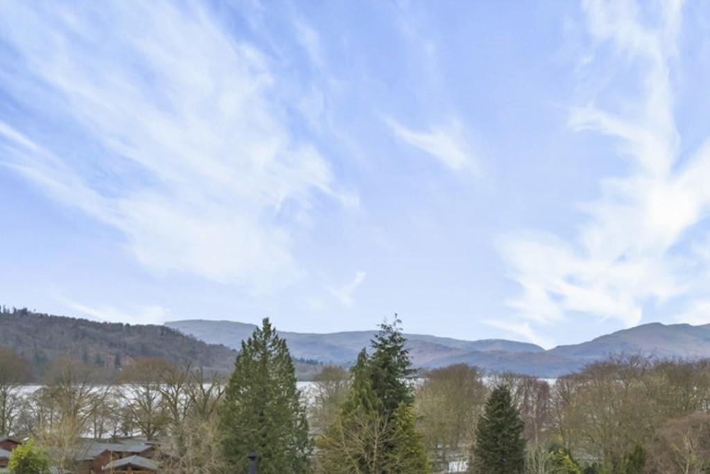 11 and 11a Quarry Brow, Bowness on Windermere, LA23 3DW 3 bed townhouse