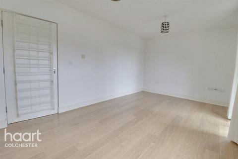 2 bedroom apartment to rent, King Cole Place, Colchester