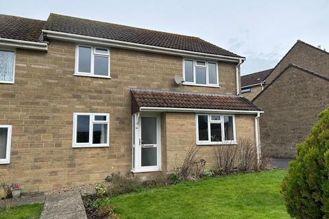 2 bedroom flat to rent, Churchfield Drive, Castle Cary