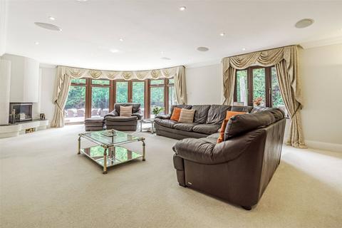 Broadwood House Pondfield Lane, Shorne, Gravesend, DA12 3LD