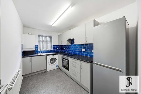 1 bedroom apartment to rent, Ferme Park Road, Crouch End, London N8