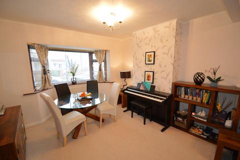 3 bedroom semi-detached house to rent, Elsa Road, Welling, DA16