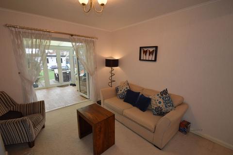3 bedroom semi-detached house to rent, Elsa Road, Welling, DA16