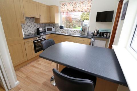 65 Restons Crescent, London, SE9 2JD