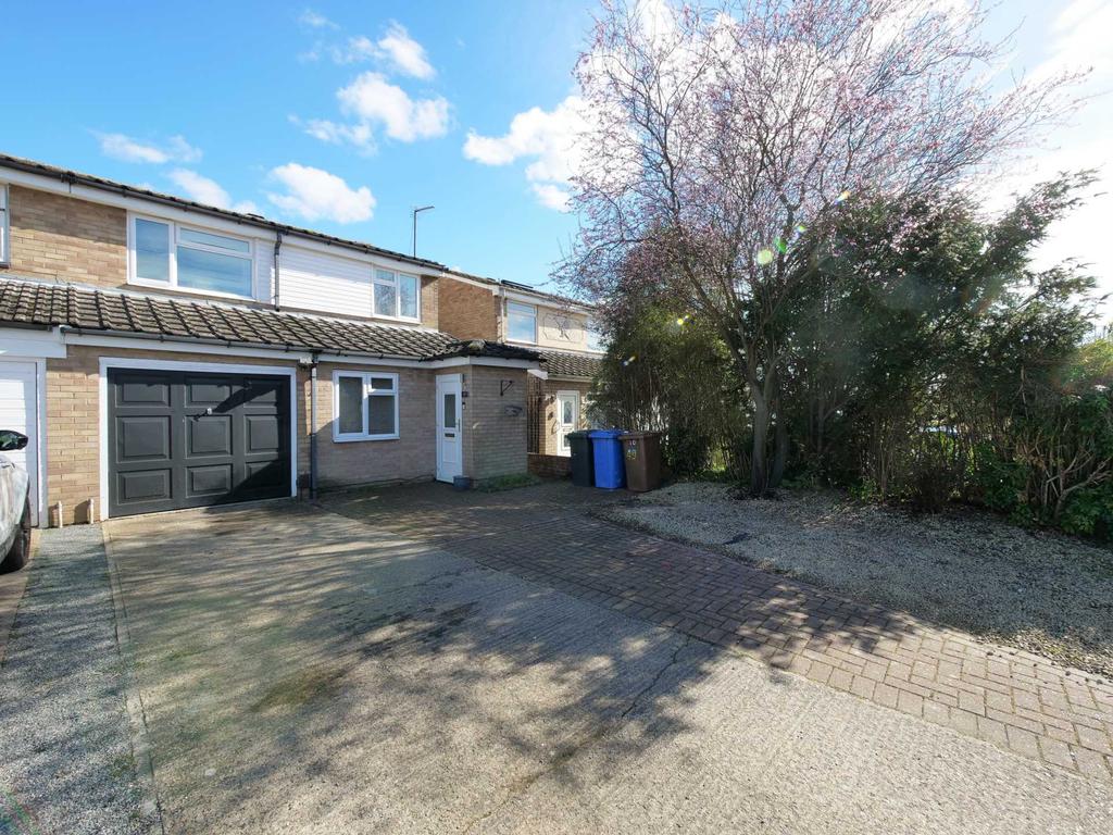 Crescent, Ipswich IP2 9QL 3 bed semidetached house £299,000