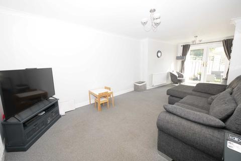 40 Holcombe Crescent, Ipswich, IP2 9QL